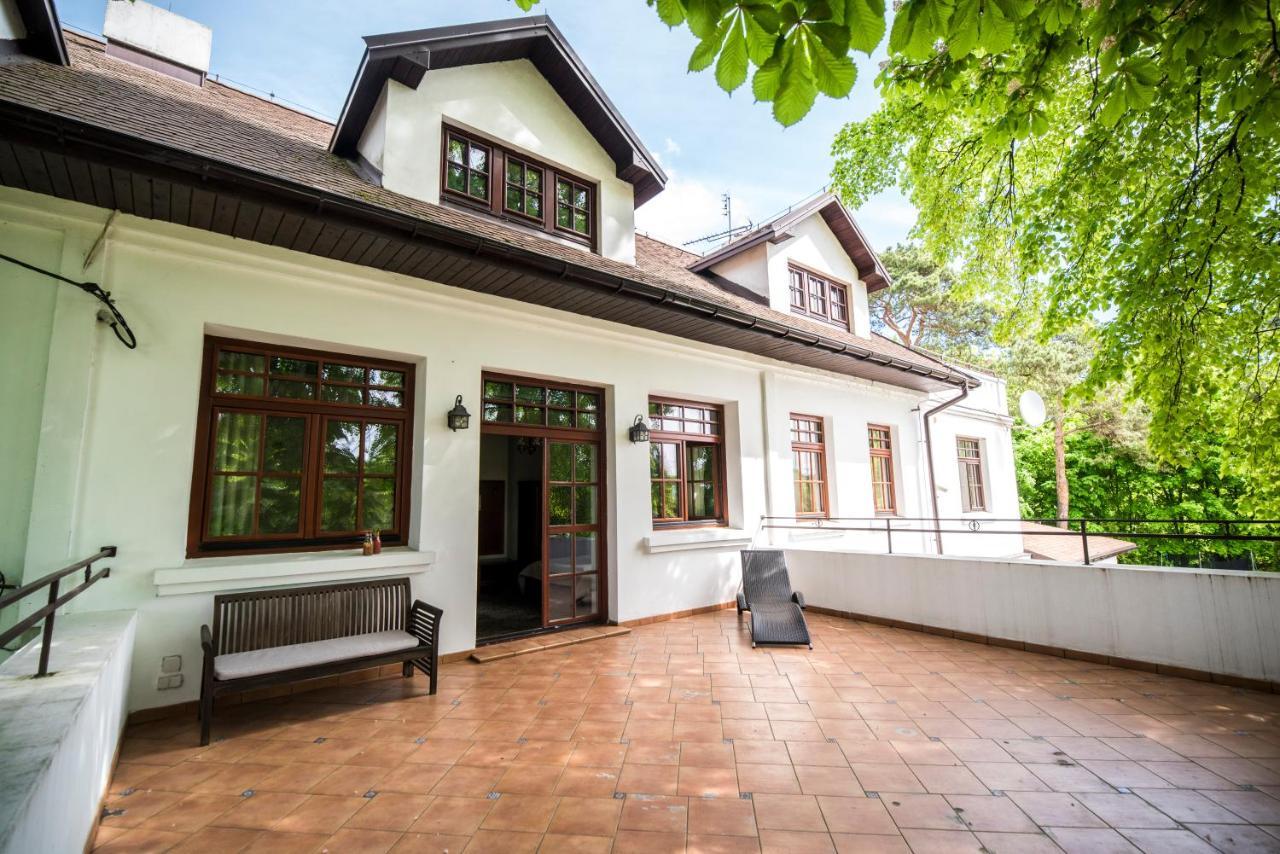 Dworek Bialy Domek Smardzewice Exterior photo